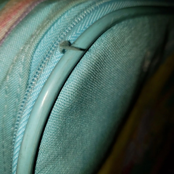 *SOLD* Vintage 1986 Peter’s Bag Corp. Care Bears Kids Suitcase Luggage Bag - Picture 2 of 12